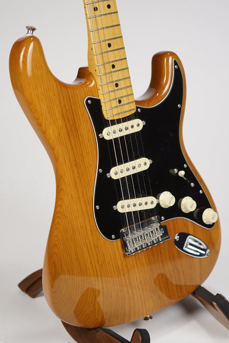 2021 Fender American Professional II Stratocaster®, Maple Fingerboard, Roasted Pine