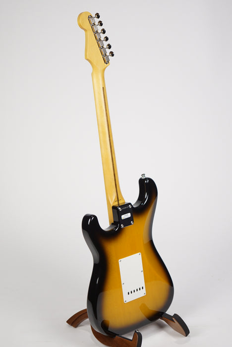 Fender JV Modified '50s Stratocaster® HSS, Maple Fingerboard, 2-Color Sunburst