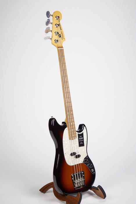 Fender Vintera® '60s Mustang Bass®, Pau Ferro Fingerboard, 3-Color Sunburst