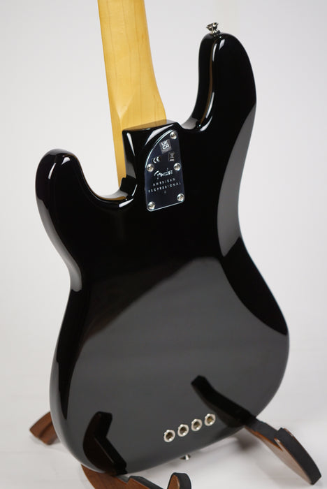 2021 Fender American Professional II Precision Bass®, Maple Fingerboard, Black