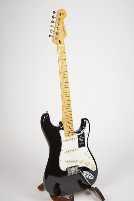 Fender Player II Stratocaster®, Maple Fingerboard, Black