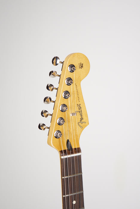 Fender Player II Stratocaster®, Rosewood Fingerboard, 3-Color Sunburst