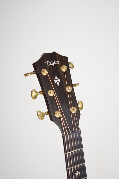 Taylor Builder's Edition 324ce