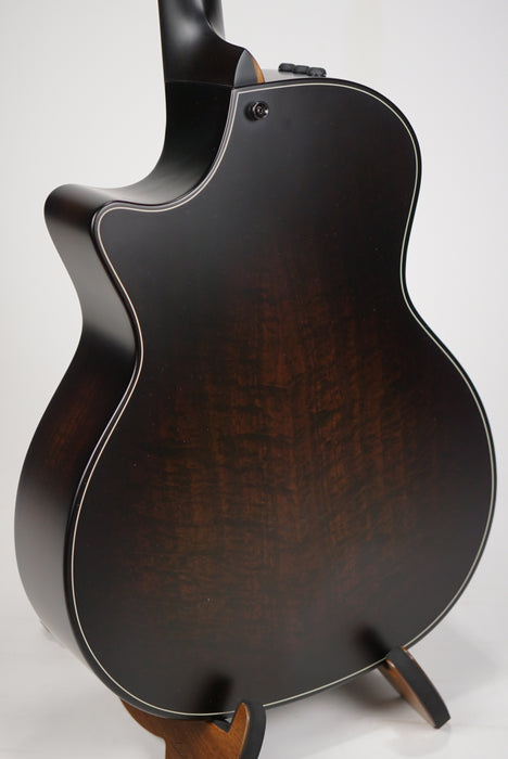 Taylor Builder's Edition 324ce