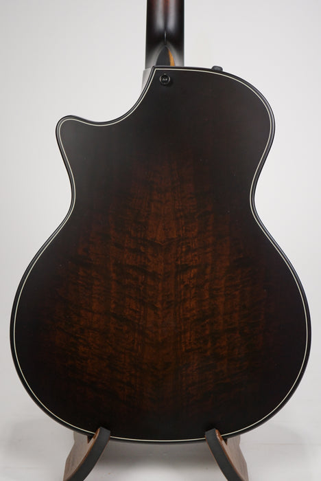 Taylor Builder's Edition 324ce