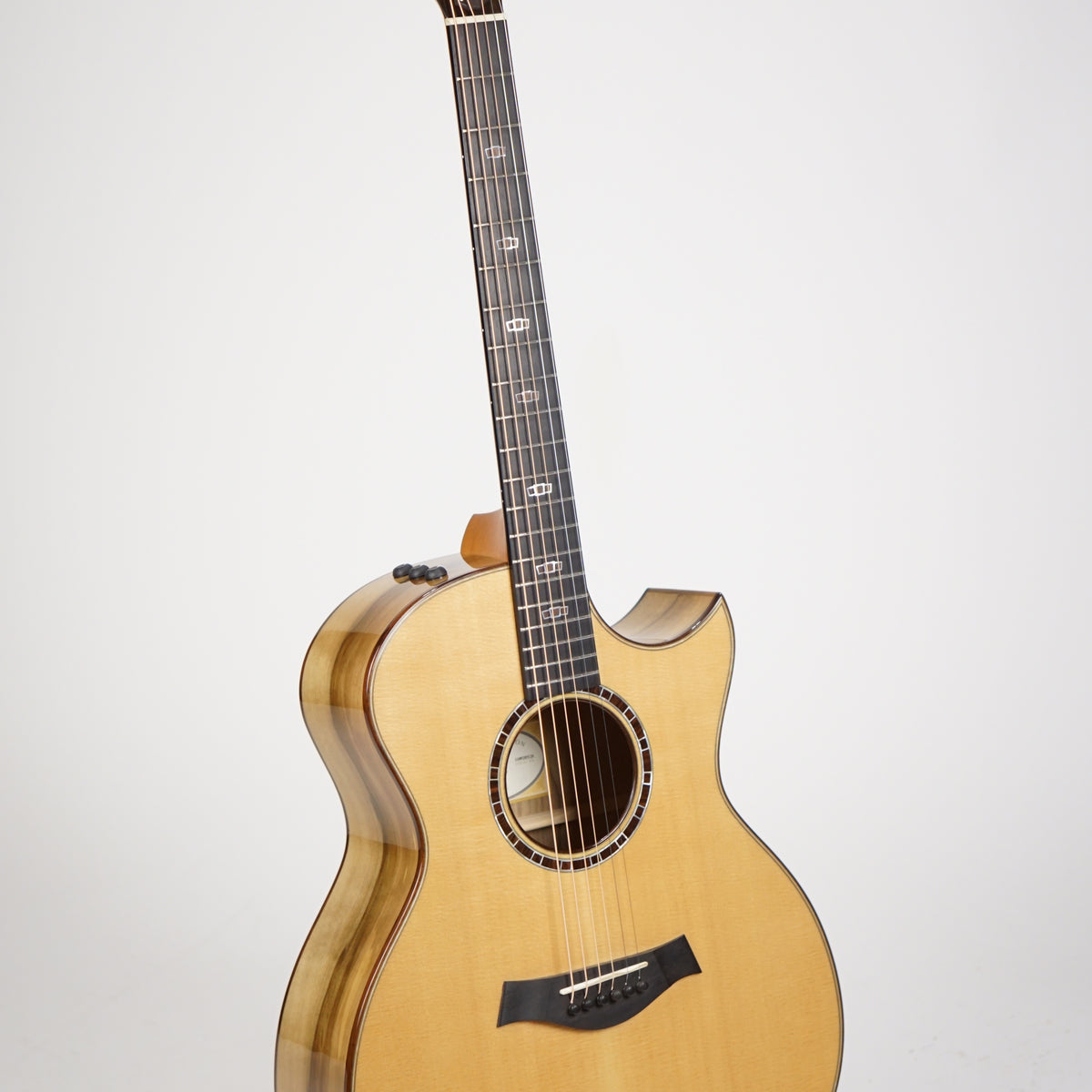 DSC03290_1200x1200_crop_center