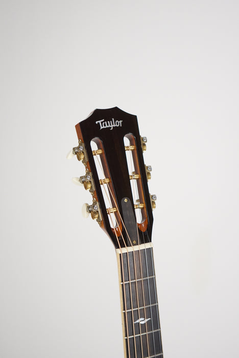 2016 Taylor 812ce 12-Fret Deluxe