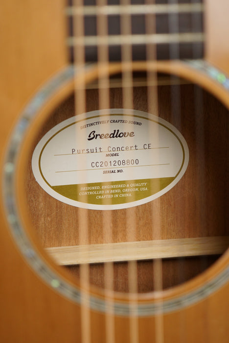 Breedlove Pursuit Concert CE