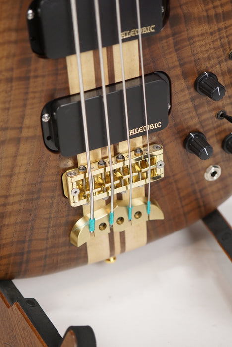 Alembic Crest Bass