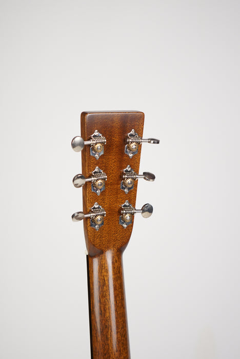2017 Thompson Size 2 MA Custom