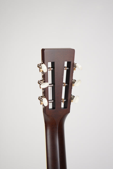 Santa Cruz HT/13 Fret Happy Traum Model Guitar