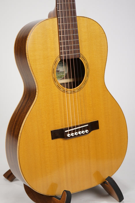 2017 David Newton 00 Rosewood