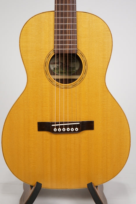 2017 David Newton 00 Rosewood