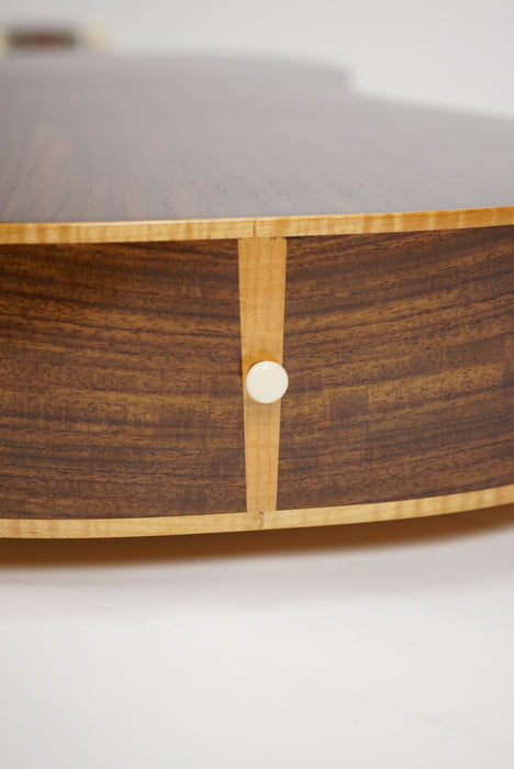 2017 David Newton 00 Rosewood
