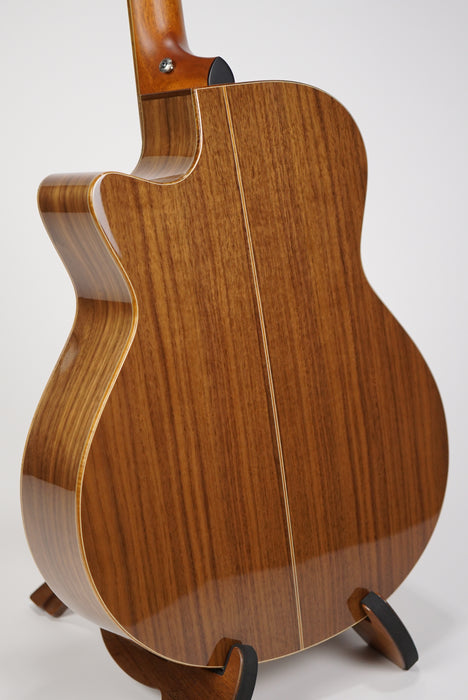 Furch "Red" Walnut & Spruce