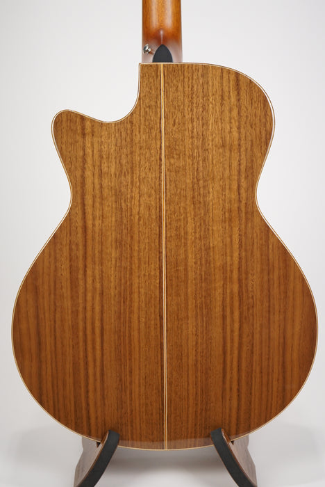 Furch "Red" Walnut & Spruce