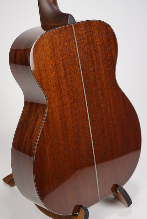 Huss and Dalton Model OM 14-fret Custom