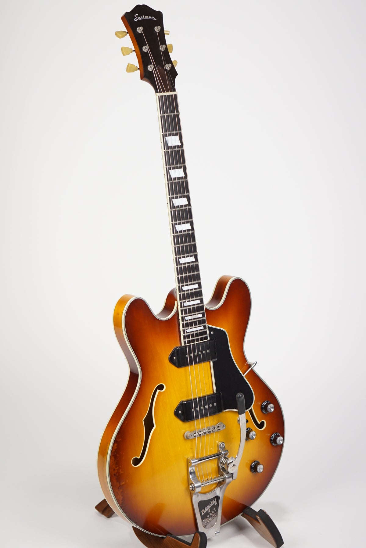 Eastman T64/V-GB — Northern Lights Music