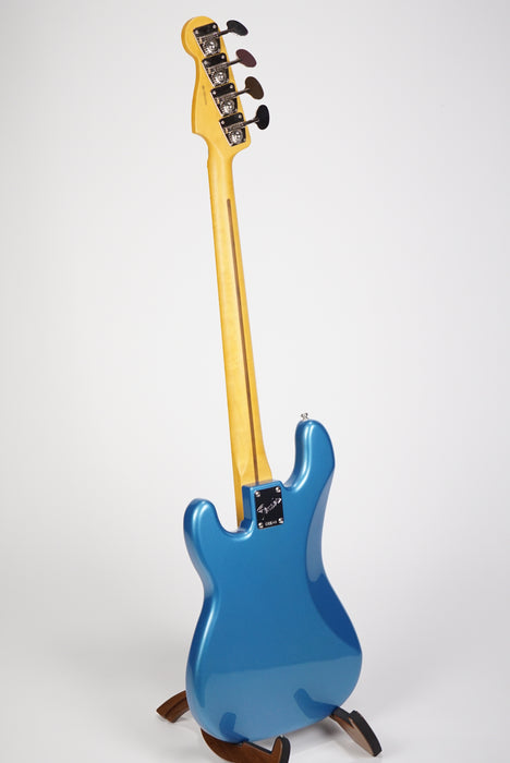 Fender American Professional Classic Precision Bass®, Maple Fingerboard, Faded Lake Placid Blue