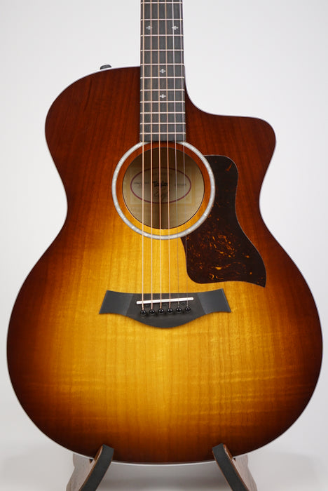 2022 Taylor 224ce-UA DLX LTD