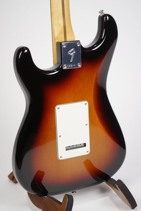Fender Player II Stratocaster® HSS, Rosewood Fingerboard, 3-Color Sunburst
