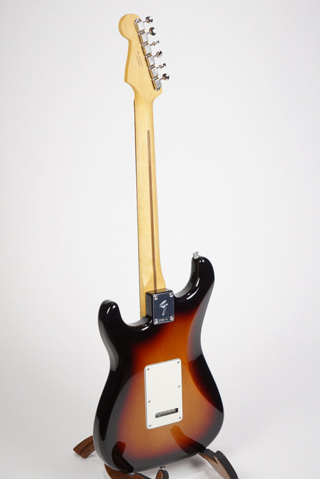 Fender Player II Stratocaster® HSS, Rosewood Fingerboard, 3-Color Sunburst