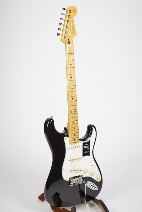 Fender Player II Stratocaster®, Maple Fingerboard, Black