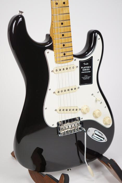 Fender Player II Stratocaster®, Maple Fingerboard, Black