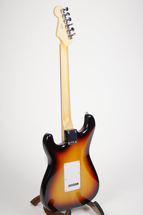 Fender Standard Stratocaster®, Laurel Fingerboard, White Pickguard, 3-Color Sunburst