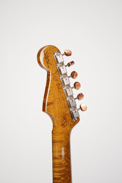 Fender Custom Shop Artisan Koa Thinline Stratocaster®