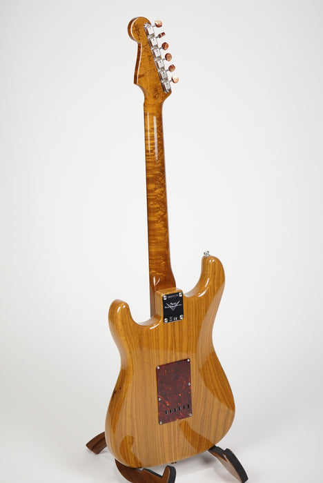 Fender Custom Shop Artisan Koa Thinline Stratocaster®