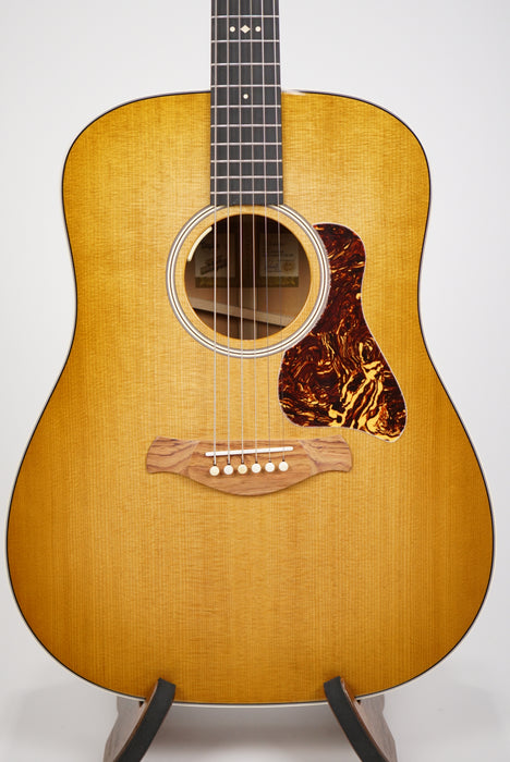 Taylor Trey Hensley Gold Label 510e Special Edition