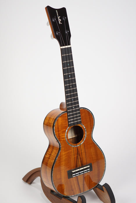 Kamaka HF-2 D2 (Extra Deluxe) Concert Ukulele