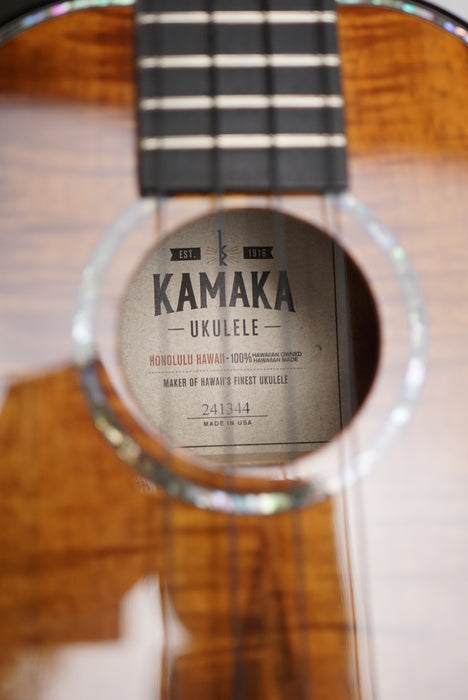 Kamaka HF-2 D2 (Extra Deluxe) Concert Ukulele