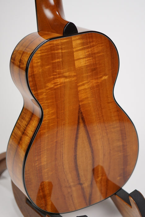 Kamaka HF-2 D2 (Extra Deluxe) Concert Ukulele