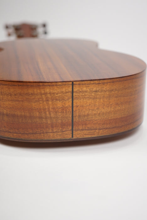 Kamaka HF-3 D (Deluxe) Tenor Ukulele