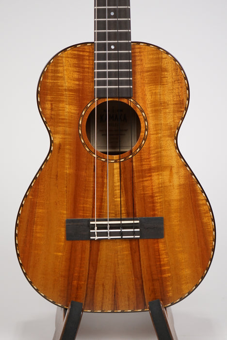 Kamaka HF-4 D (Deluxe) Baritone Ukulele