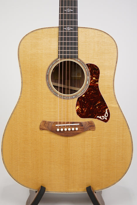 Taylor Gold Label 810e