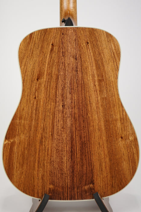 Taylor Gold Label 810e