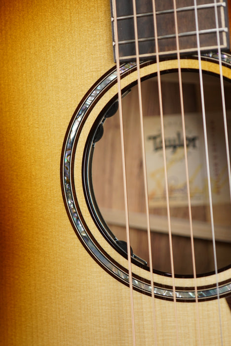 Taylor Builder's Edition 814ce Honduran Rosewood/Adirondack Spruce