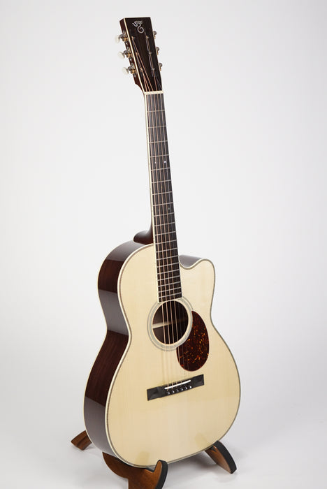 2024 Santa Cruz OO Cutaway | Wide Nut