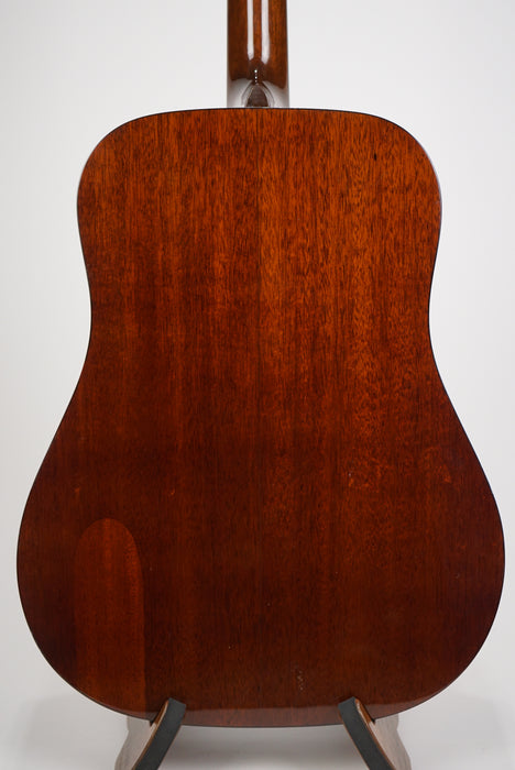 1962 Martin D-18