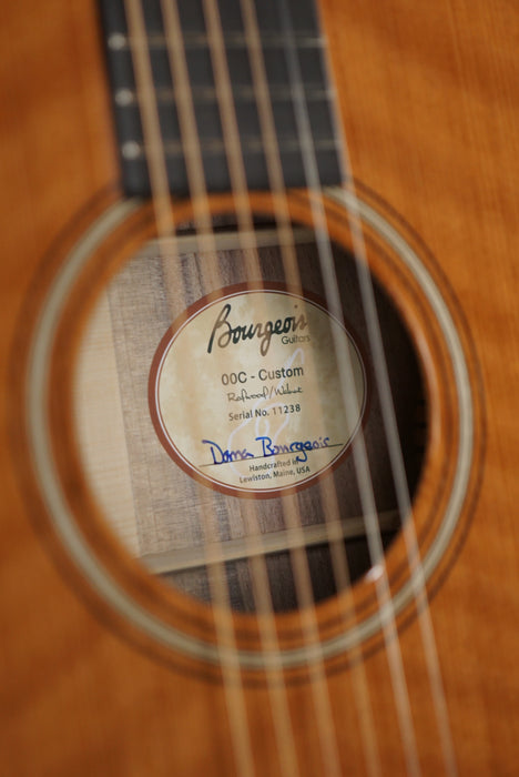 Bourgeois 00/C 14-Fret | Curly Redwood & Figured Walnut