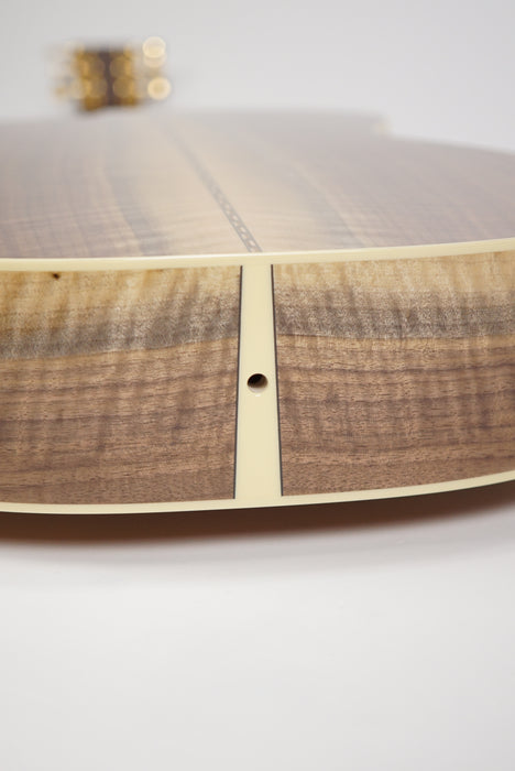 Bourgeois 00/C 14-Fret | Curly Redwood & Figured Walnut