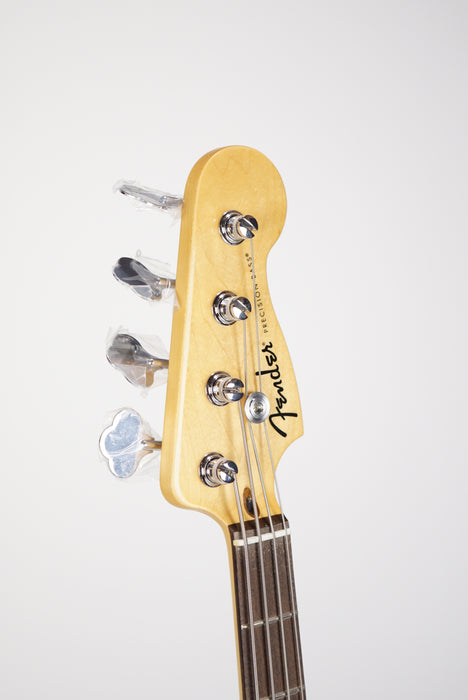 Fender Standard Precision Bass®, Laurel Fingerboard, White Pickguard, Black