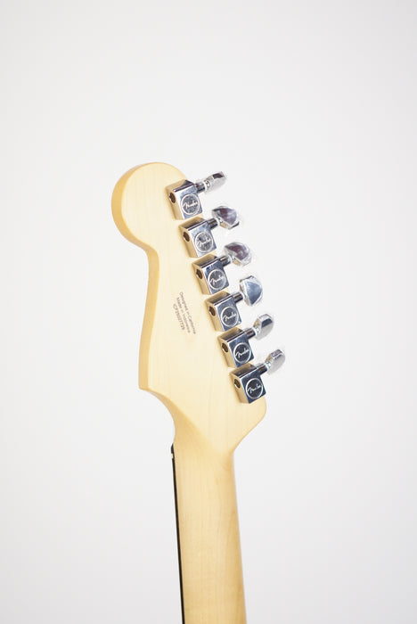 Fender Standard Stratocaster®, Laurel Fingerboard, White Pickguard, 3-Color Sunburst