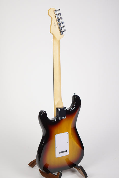 Fender Standard Stratocaster®, Laurel Fingerboard, White Pickguard, 3-Color Sunburst