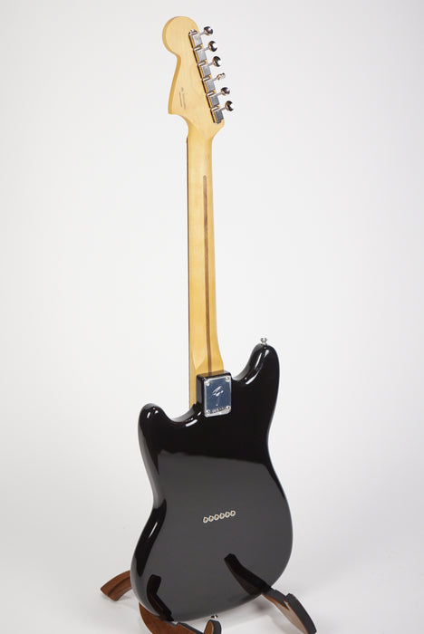 Fender Player II Mustang®, Rosewood Fingerboard, Black