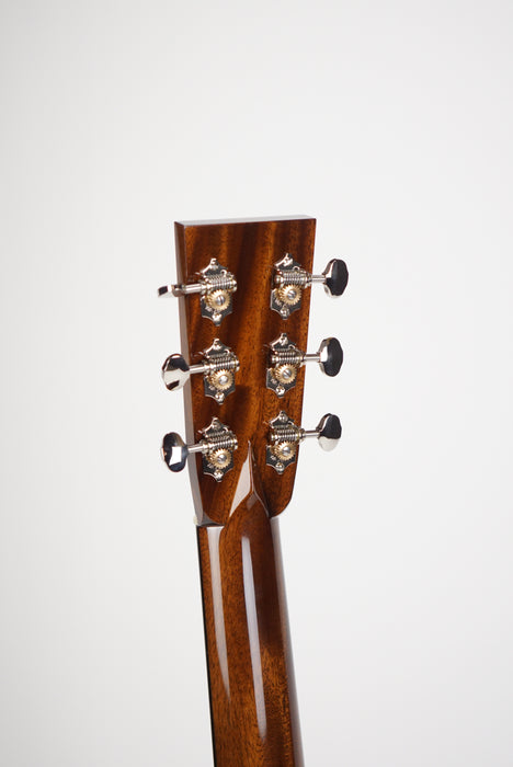 Collings 002H 14-Fret T
