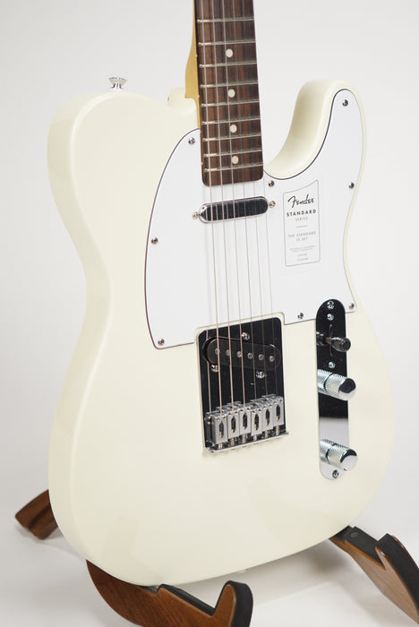 Fender Standard Telecaster®, Laurel Fingerboard, White Pickguard, Olympic White